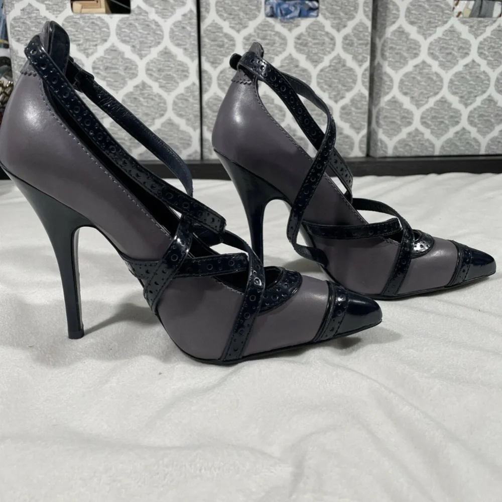 NWD [ 2 LEFT SHOES ] Tory Burch Judith Pointed Toe Strappy Pumps Navy Gray in 9M